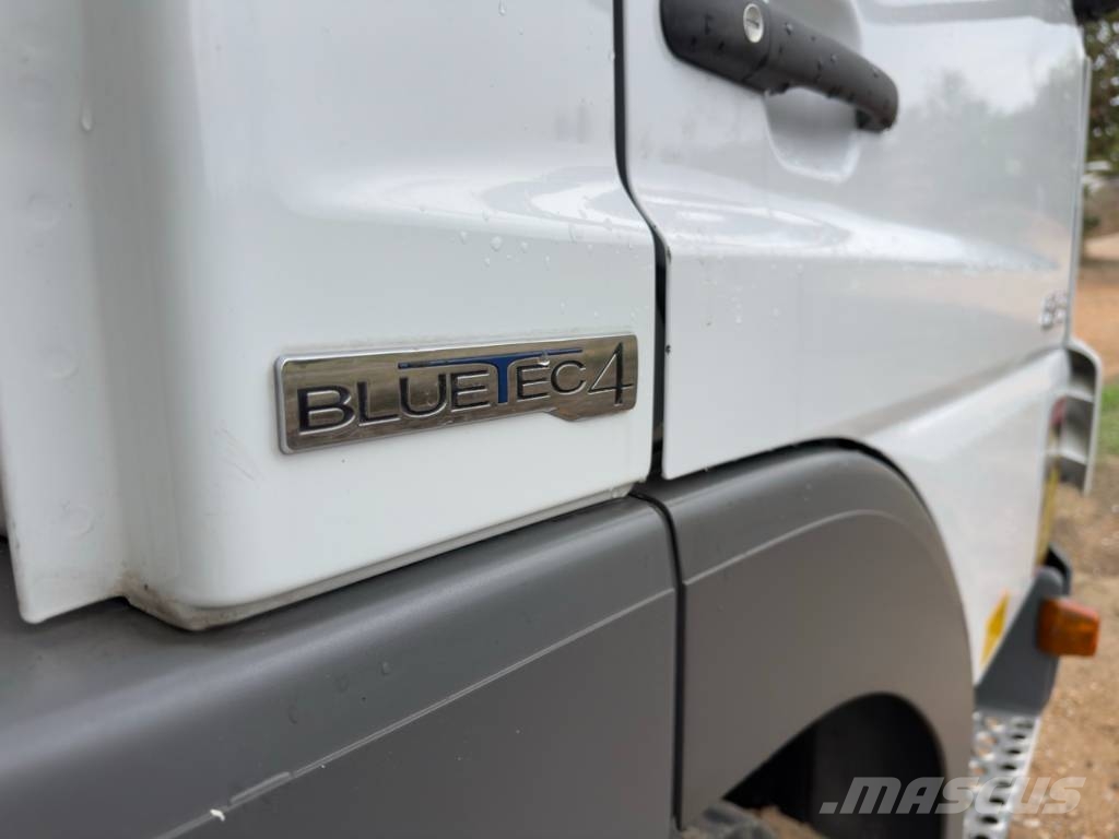 Mercedes Benz Atego 818 Bakwagens met gesloten opbouw