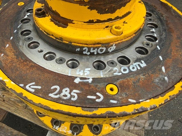 Atlas Copco BOOMER XE 3 BREVINI USED GEARS Drilling equipment accessories and spare parts