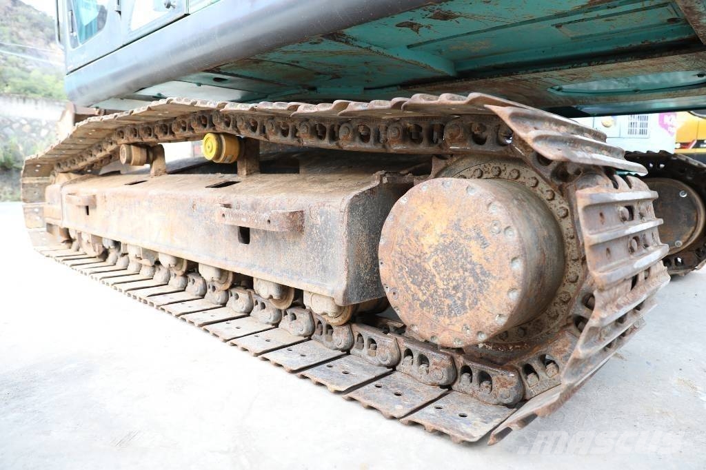 Kobelco SK 210-8 Гусеничные экскаваторы