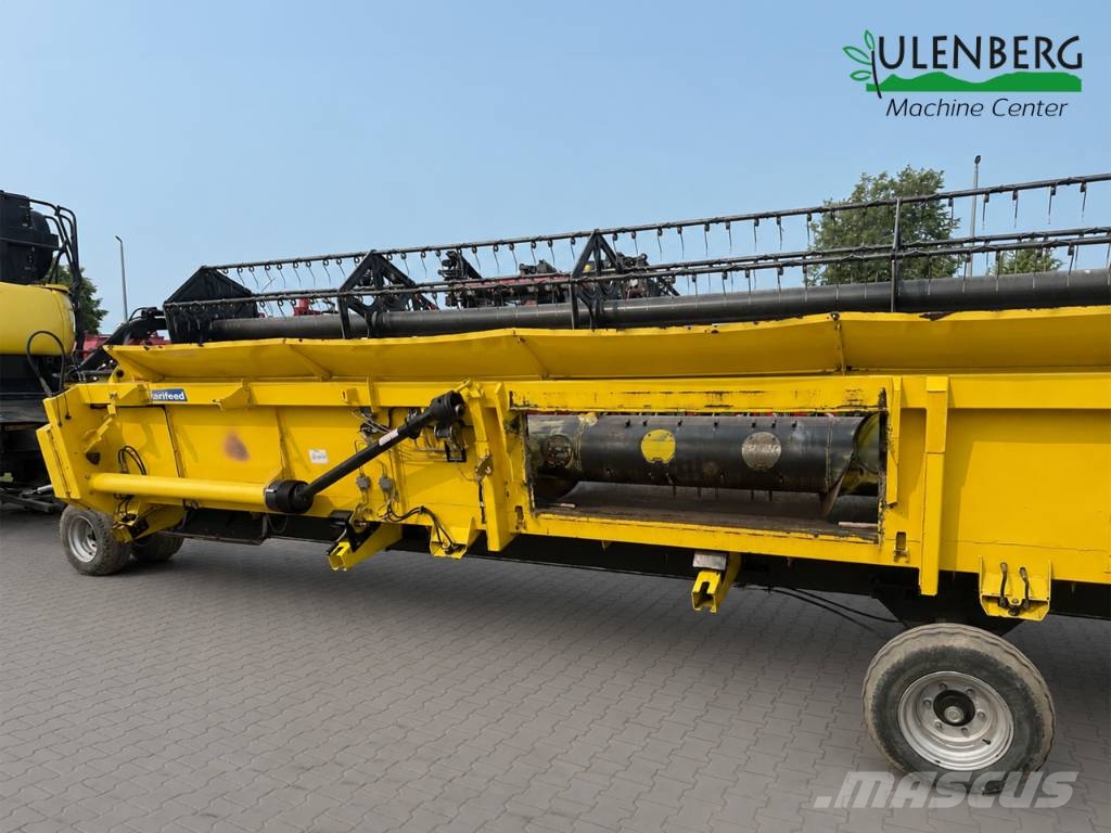 New Holland CR 9090 حصادات