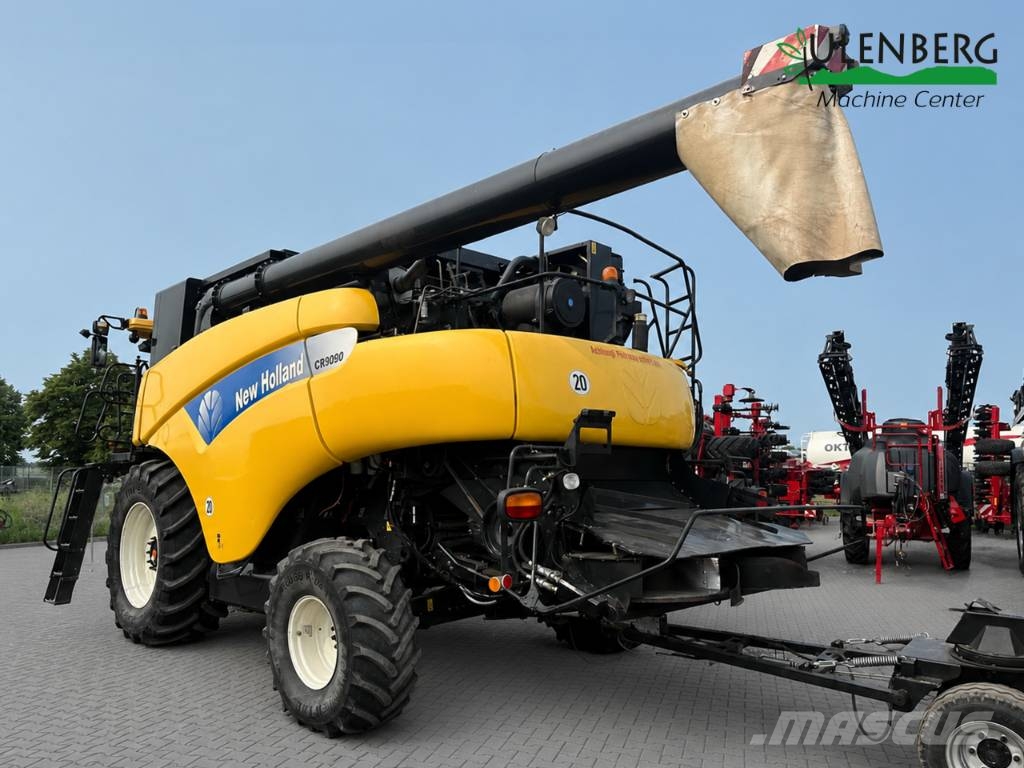 New Holland CR 9090 حصادات