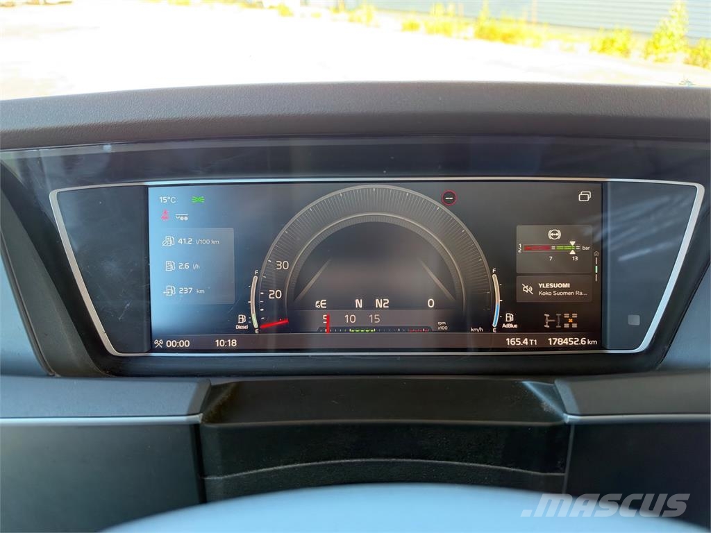 Volvo FH16 750 autom.kasettiyhdistelmä Savivarčių priekabų vilkikai