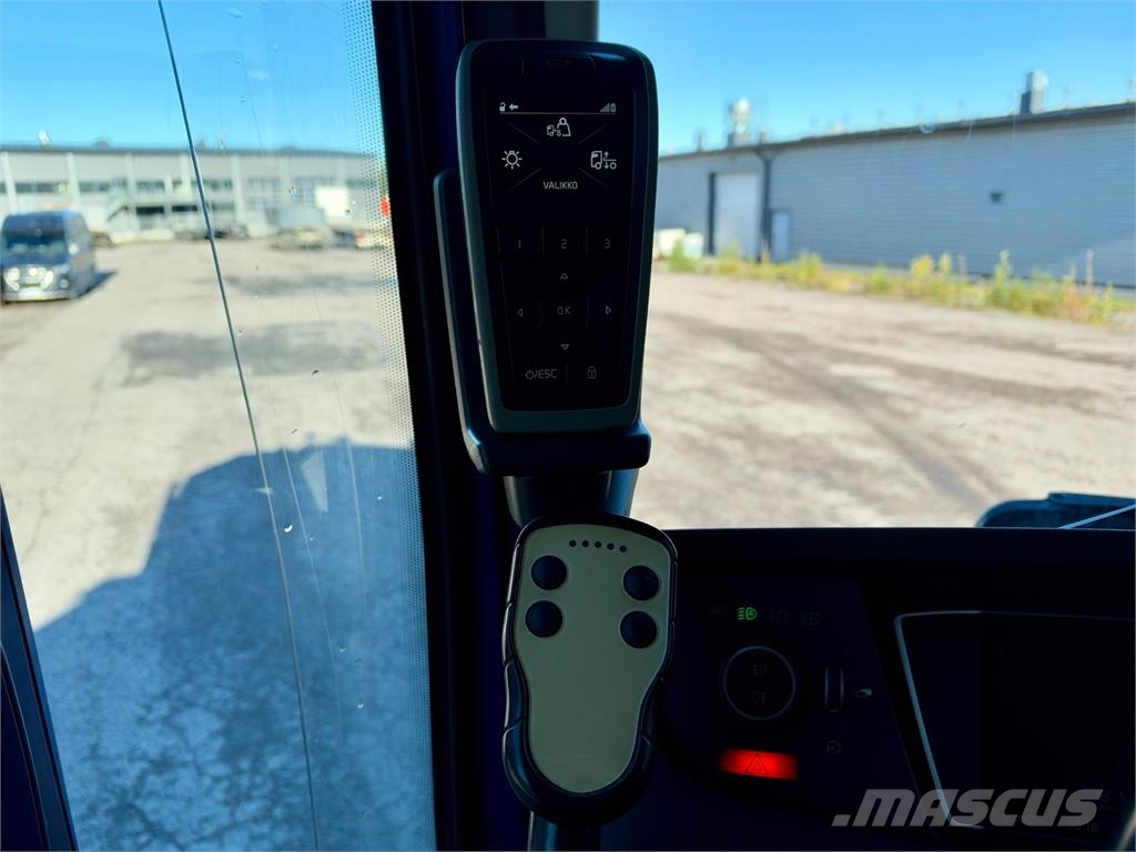 Volvo FH16 750 autom.kasettiyhdistelmä Savivarčių priekabų vilkikai