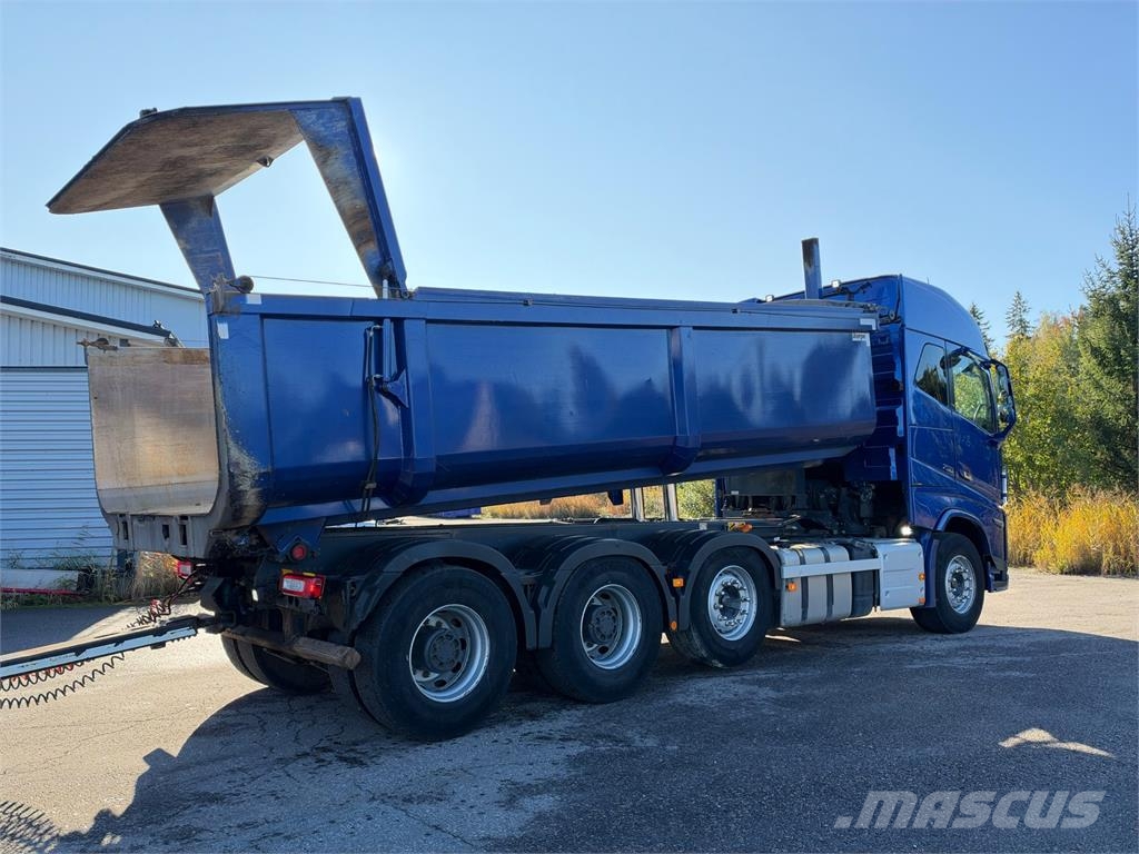 Volvo FH16 750 autom.kasettiyhdistelmä Savivarčių priekabų vilkikai