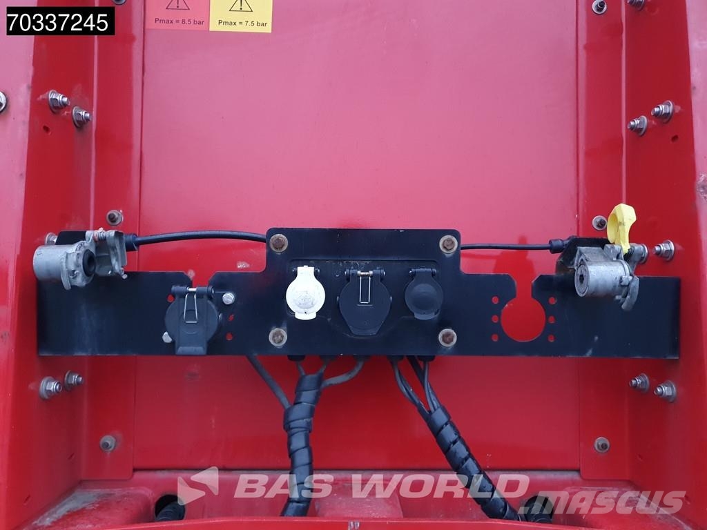 Kässbohrer 3 axles Extendable Lift + Steering Axle BPW MOT 08 Poluprikolice sa otvorenim sandukom