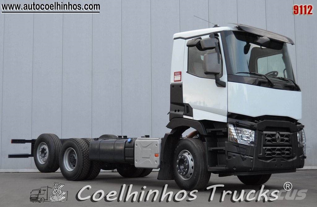 Renault T 440  6x2 Camiones con chasís y cabina