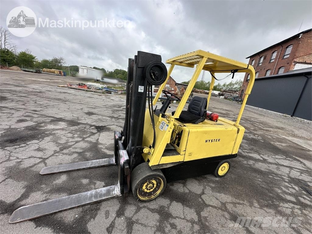 Hyster E-120B Electric forklifts