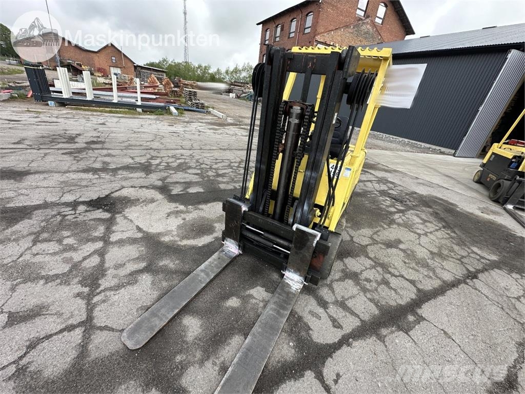 Hyster E-120B Electric forklifts