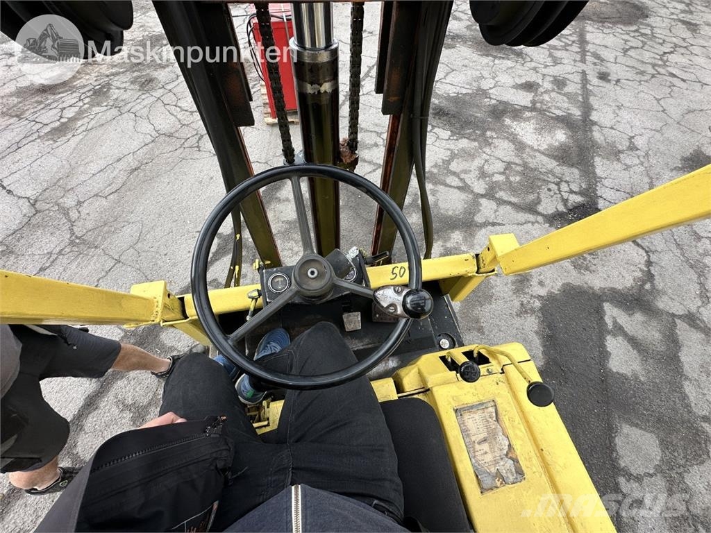 Hyster E-120B Electric forklifts