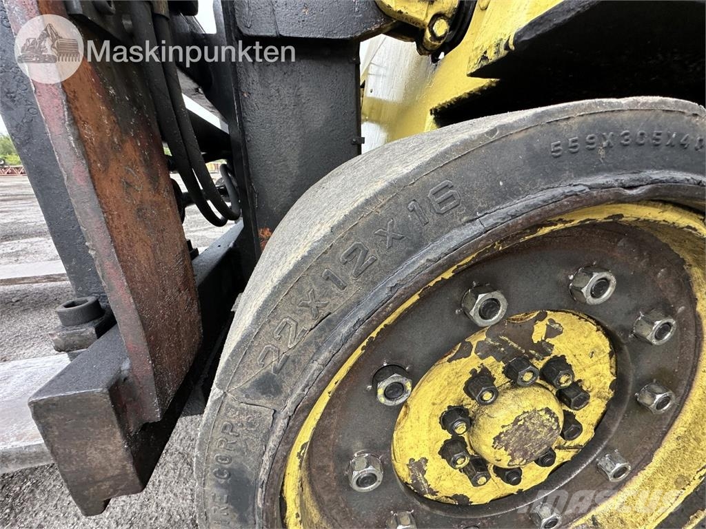 Hyster E-120B Electric forklifts