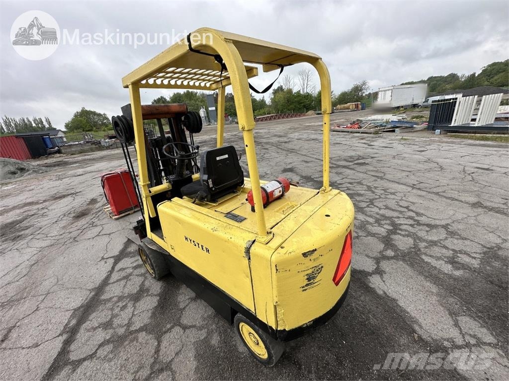 Hyster E-120B Electric forklifts