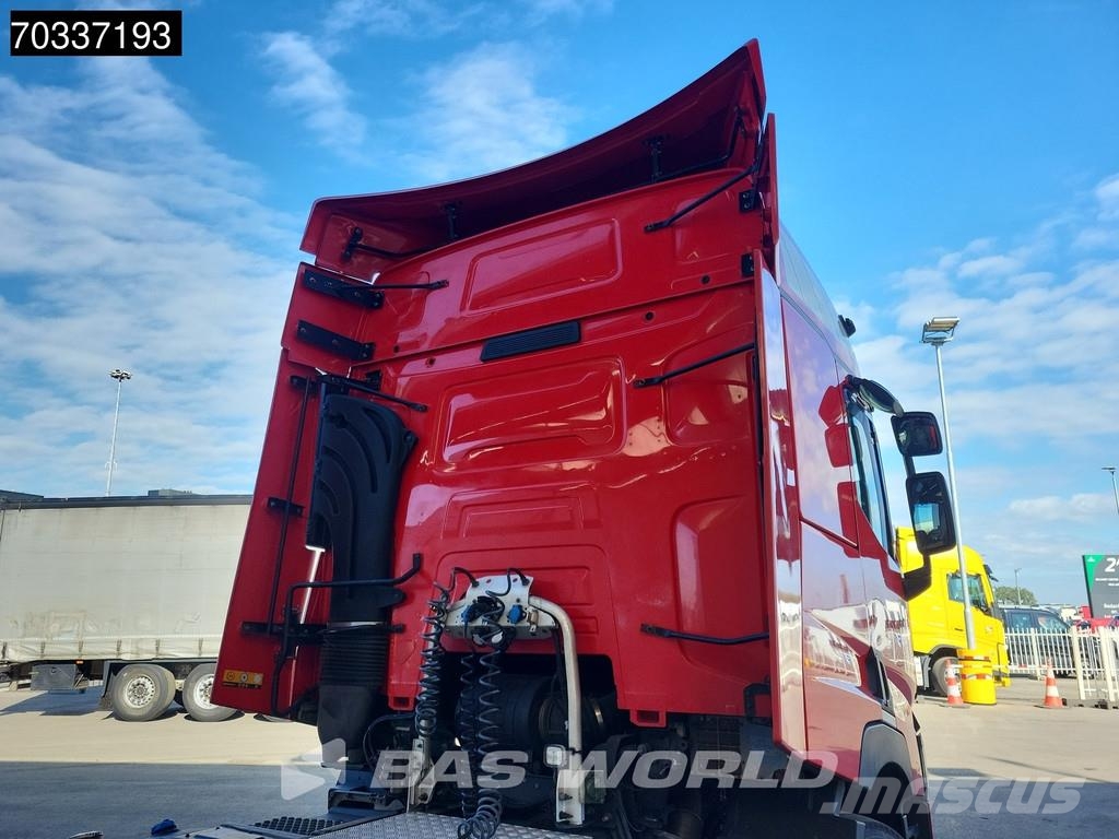 Renault T 460 4X2 SleeperCab Standklima ACC PTO Alcoa's Vlačilci