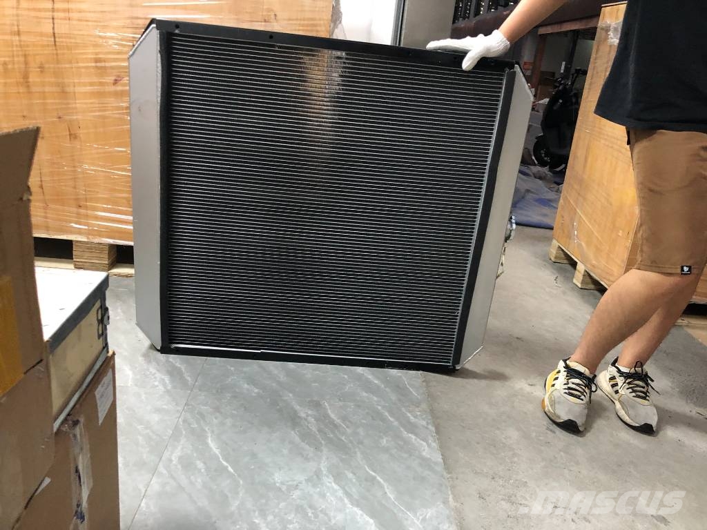CAT E320C Water tank 라디에이터
