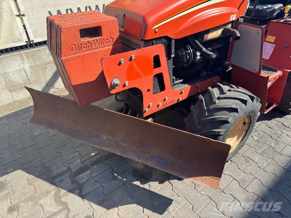 Ditch Witch RT 40 掘溝機
