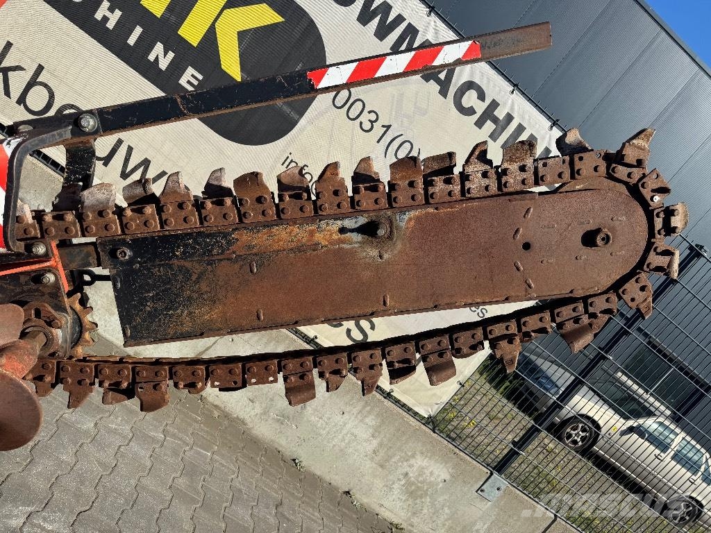 Ditch Witch RT 40 掘溝機