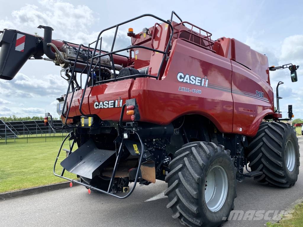 Case IH AF 7150 Derliaus nuėmimo kombainai