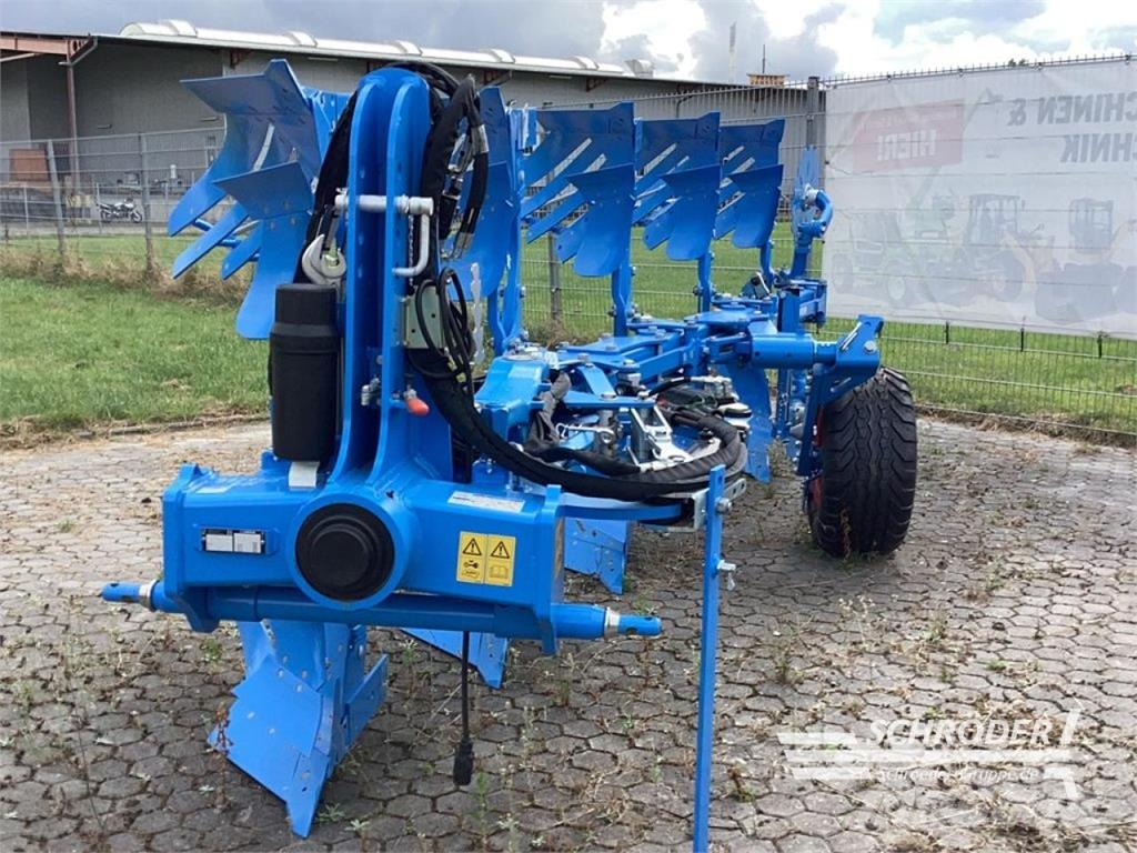 Lemken JUWEL 8 M V 4+1 N 100 Reversible ploughs