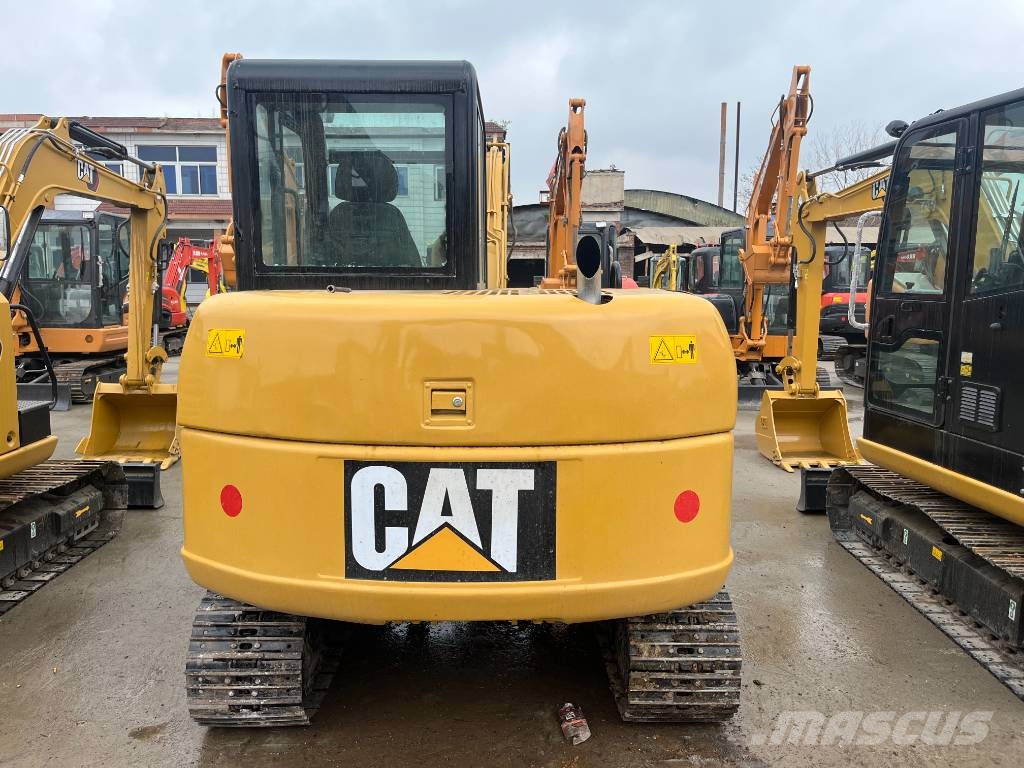 CAT 306 Mini kotrók < 7t