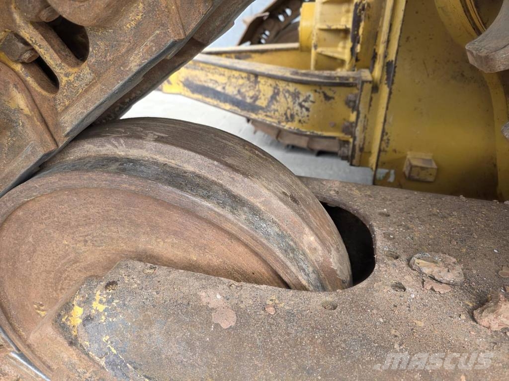 CAT D 6 LGP RIPPER VALVE Buldožeri gusjeničari