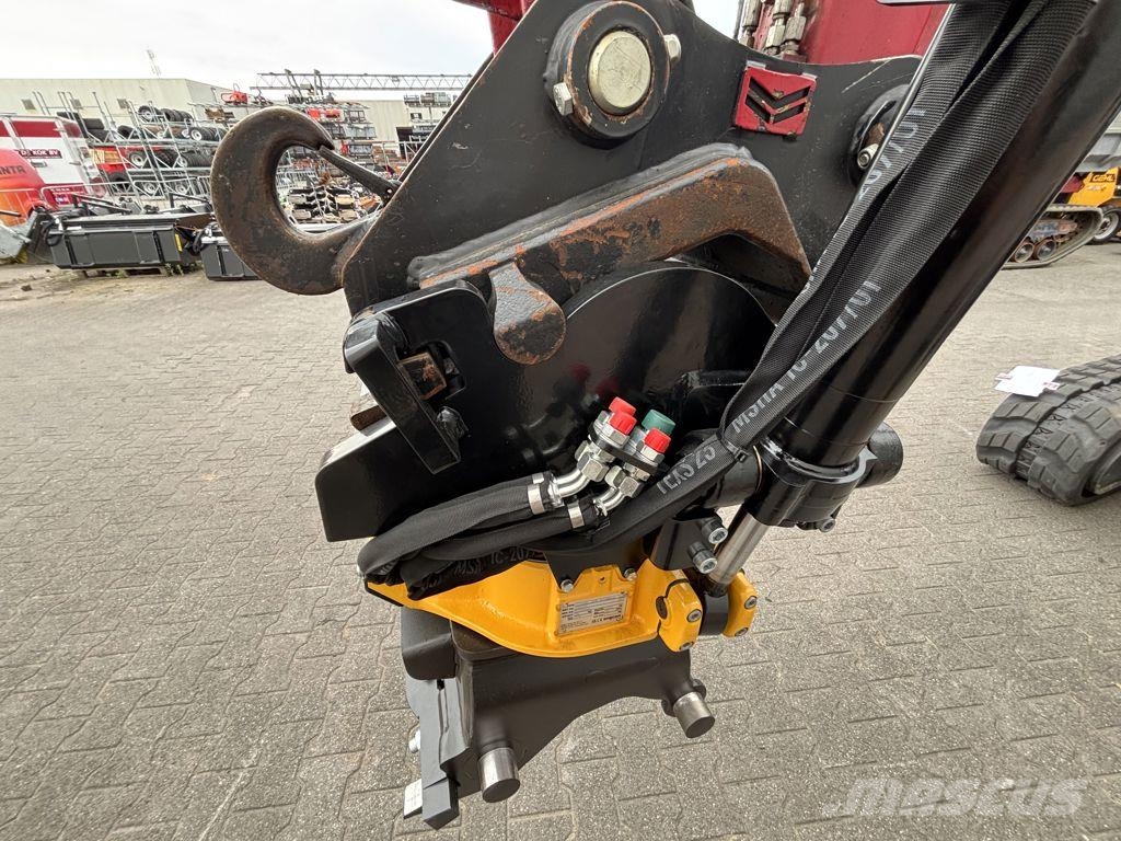 Engcon EC206 Rotators