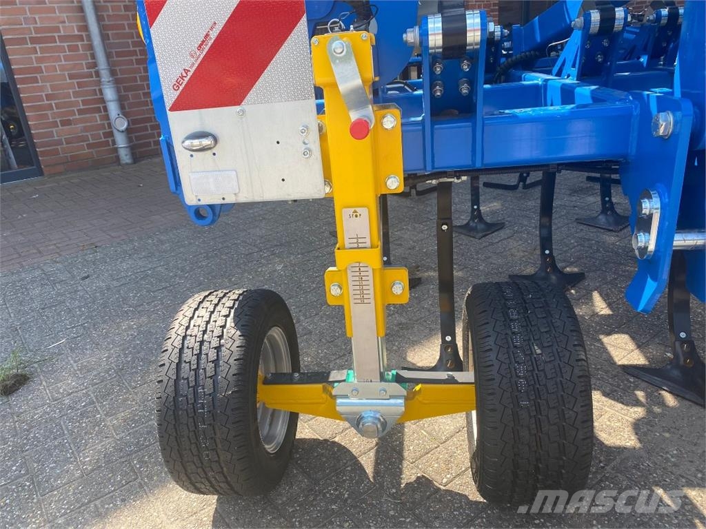 Treffler TGA 560 Präzisions Grubber Lauksaimniecība- Citi