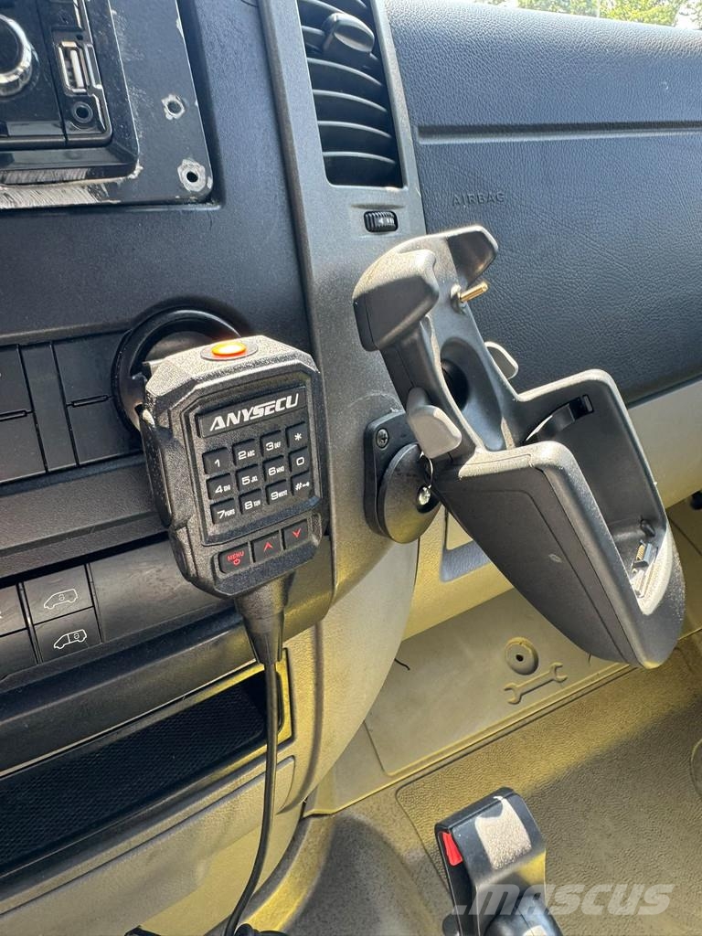 Mercedes-Benz Sprinter 519 **V6-EURO 6-BELGIAN ORIGINE** سيارات إسعاف