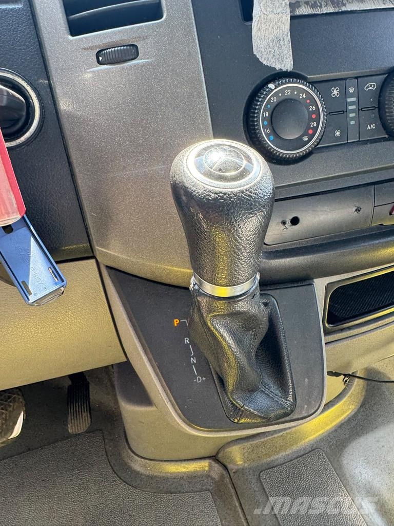 Mercedes-Benz Sprinter 519 **V6-EURO 6-BELGIAN ORIGINE** سيارات إسعاف