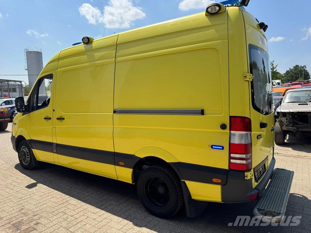 Mercedes-Benz Sprinter 519 **V6-EURO 6-BELGIAN ORIGINE** سيارات إسعاف
