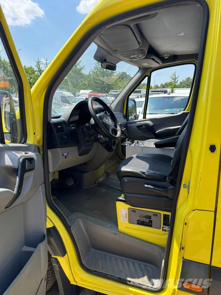 Mercedes-Benz Sprinter 519 **V6-EURO 6-BELGIAN ORIGINE** سيارات إسعاف