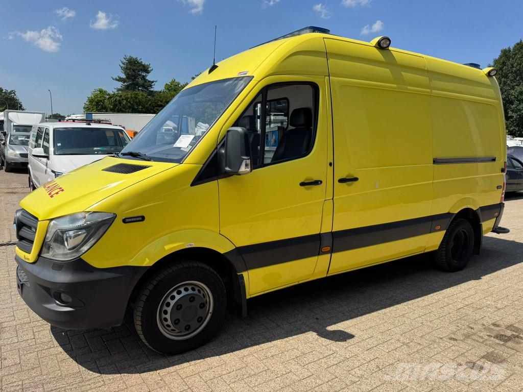 Mercedes-Benz Sprinter 519 **V6-EURO 6-BELGIAN ORIGINE** سيارات إسعاف