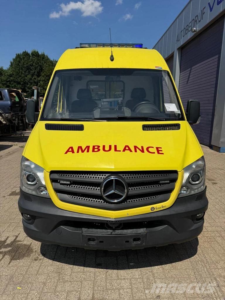 Mercedes-Benz Sprinter 519 **V6-EURO 6-BELGIAN ORIGINE** سيارات إسعاف