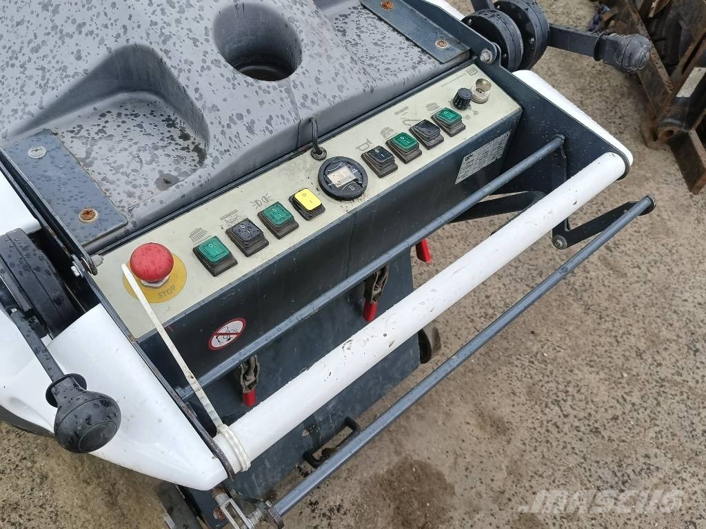 TSM Itala 135 BT street sweeper bezem 24V electric Sweepers