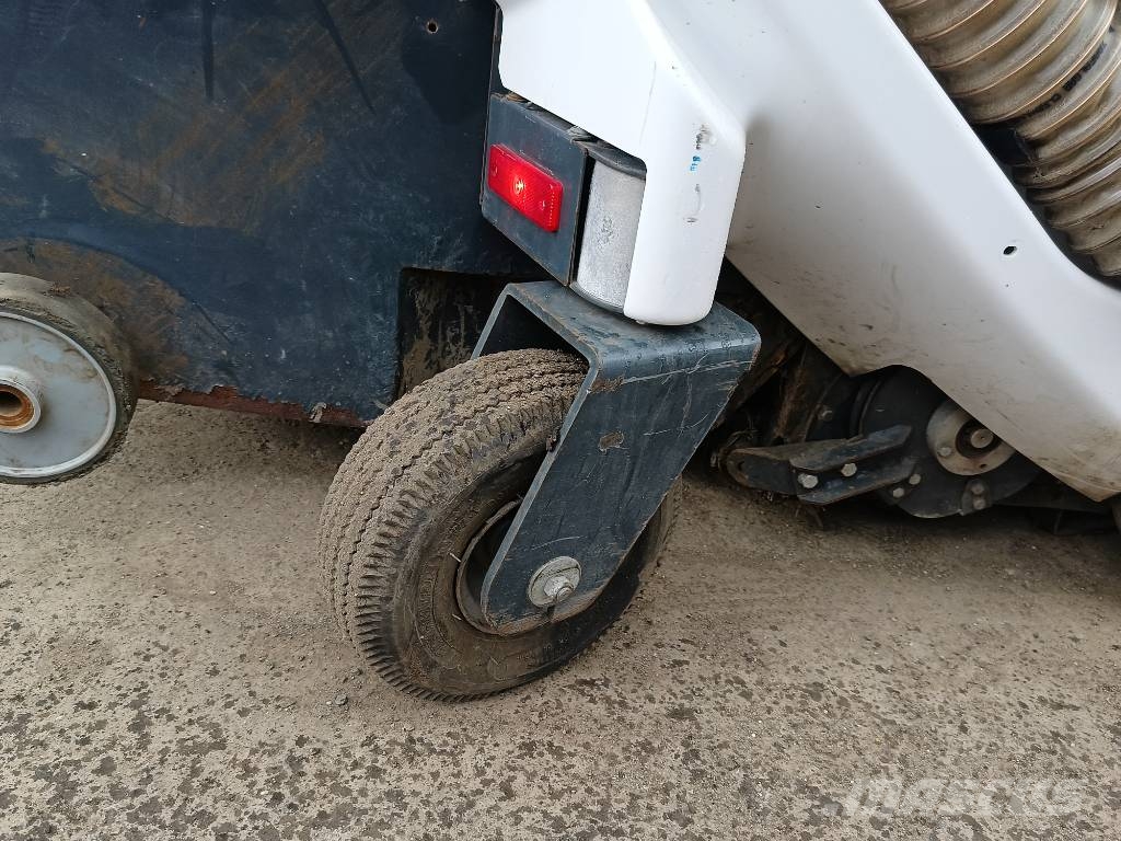 TSM Itala 135 BT street sweeper bezem 24V electric Sweepers