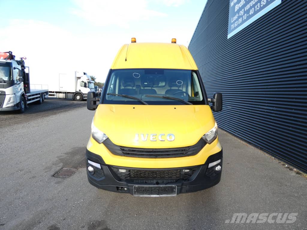 Iveco 50C 18 Sunkvežimiai su dengtu kėbulu