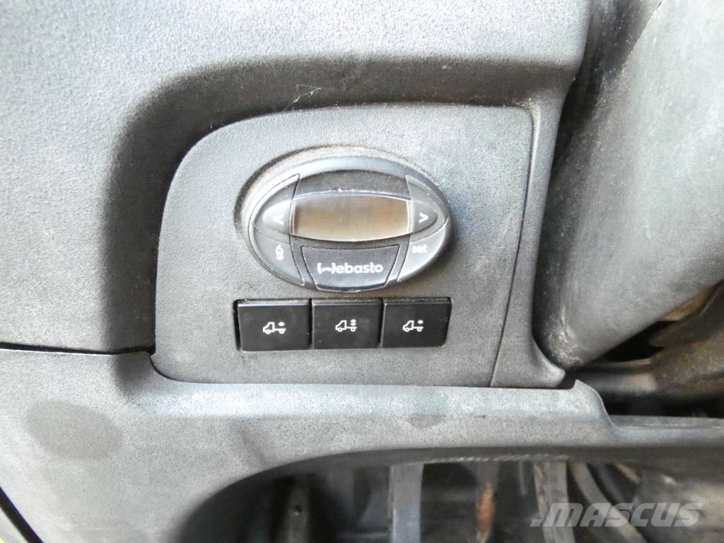 Iveco 50C 18 Sunkvežimiai su dengtu kėbulu
