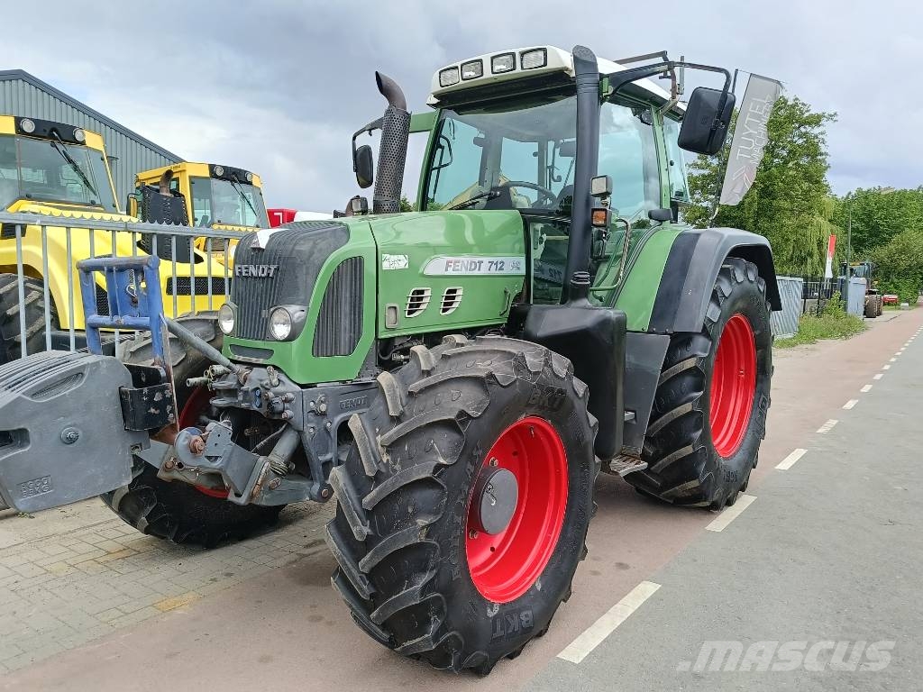 Fendt 712 Vario TMS fronthef en front aftakas PTO الجرارات