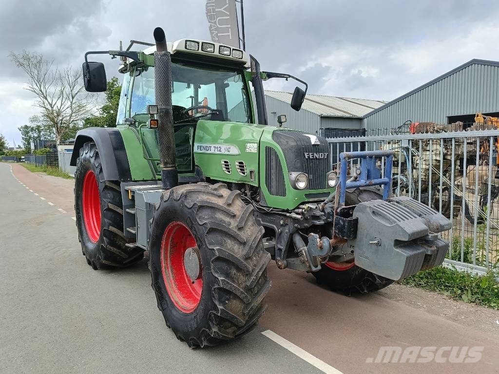 Fendt 712 Vario TMS fronthef en front aftakas PTO الجرارات