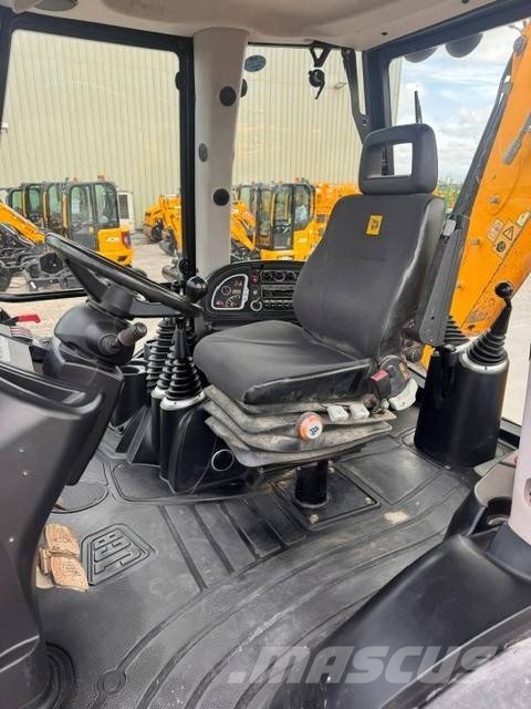 JCB 3 CX Contractor لوادر ذات جرافات عكسية
