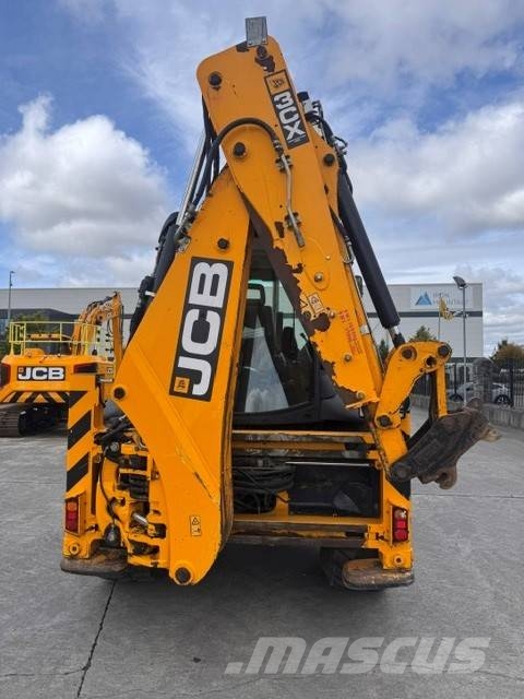 JCB 3 CX Contractor لوادر ذات جرافات عكسية