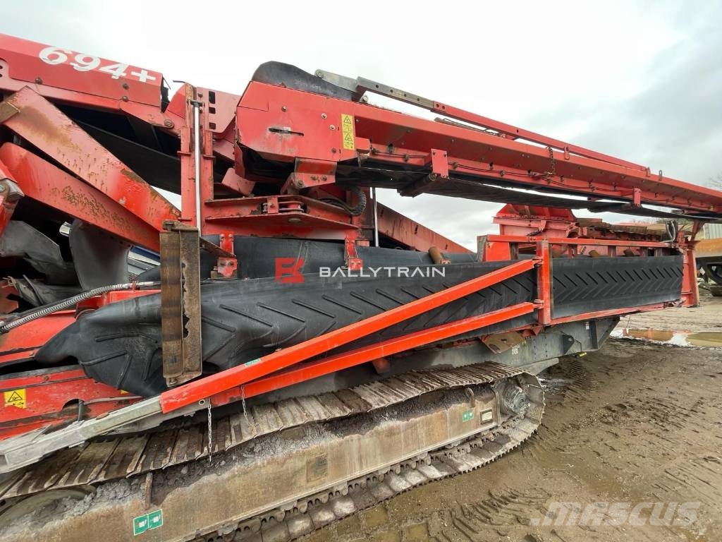 Terex Finlay 694+ Supertrak 3 Deck Screener Mobil szűrők