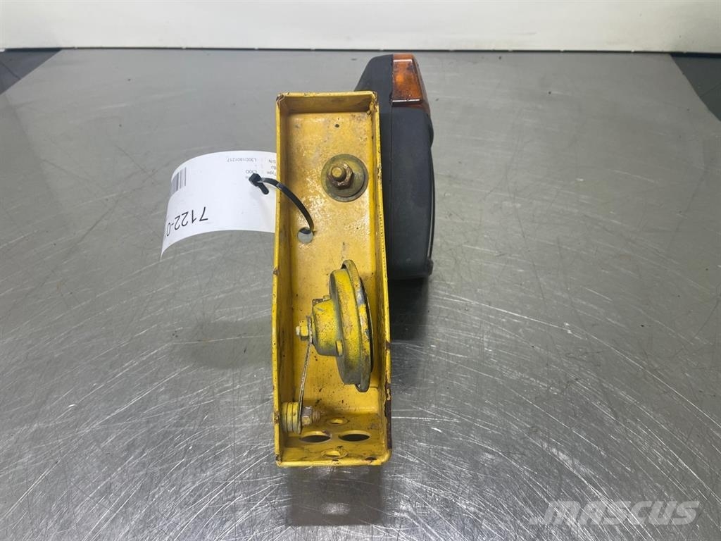 Volvo L30D-ZM2808250-Headlight/Leuchte/Verlichting Sähkö ja elektroniikka