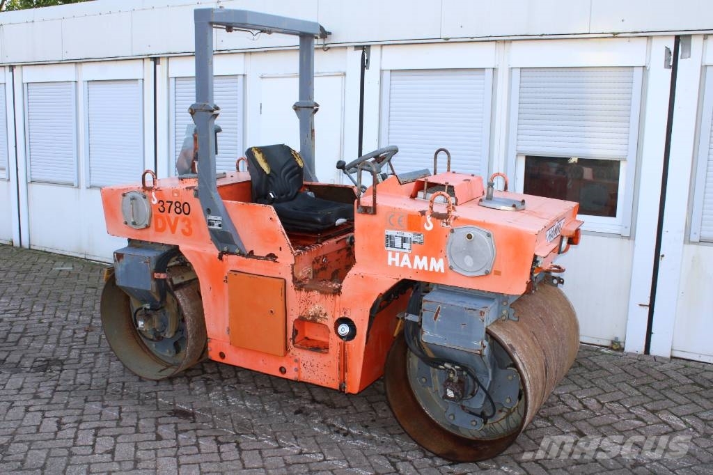 Hamm DV 3.22 H 双轮压路机