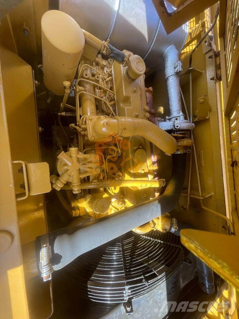 CAT 320 C L Bageri gusjeničari