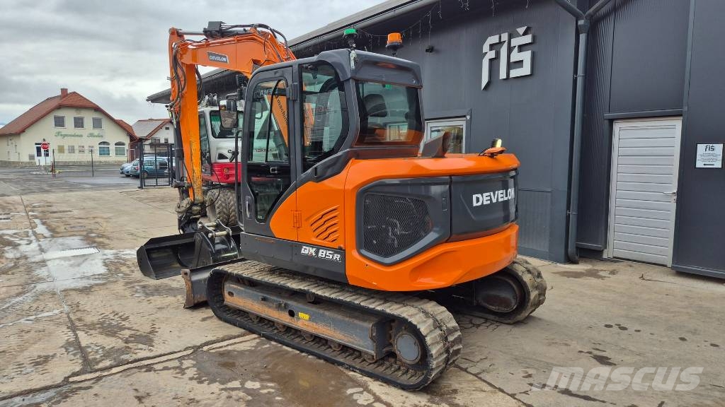 Doosan DEVELON DX85R - 2023 YEAR - 3X NEW BUCKETS حفارات وسط 7 طن - 12 طن