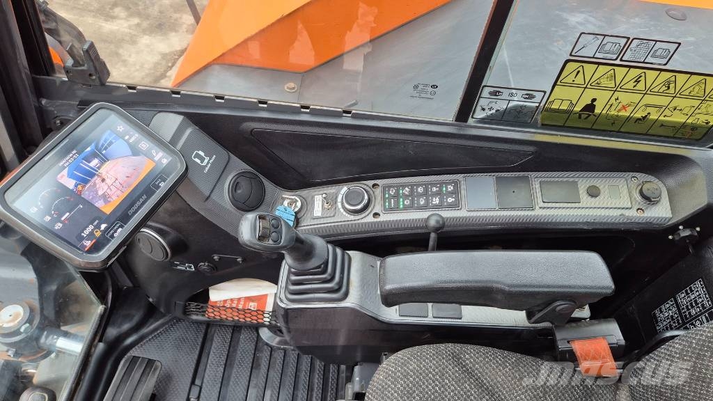 Doosan DEVELON DX85R - 2023 YEAR - 3X NEW BUCKETS حفارات وسط 7 طن - 12 طن