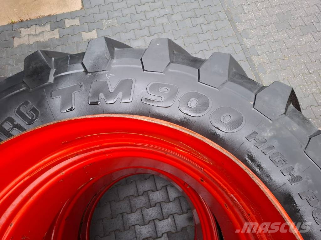 Trelleborg TM900 Highpower 710/75R42 Gume, točkovi i felne