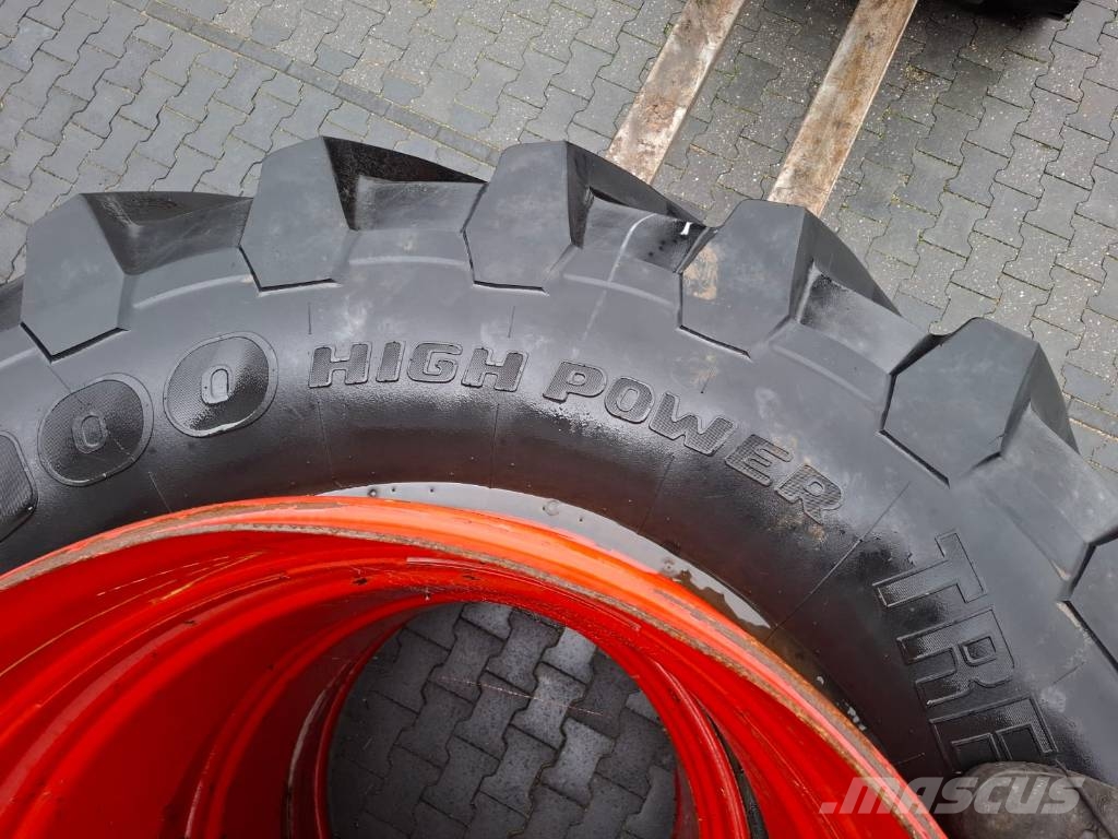Trelleborg TM900 Highpower 710/75R42 Gume, točkovi i felne