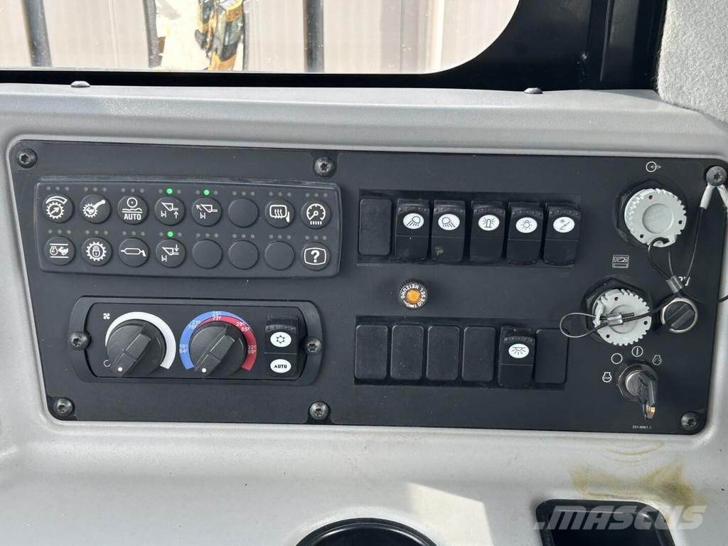 CAT 992K Фронтальные погрузчики
