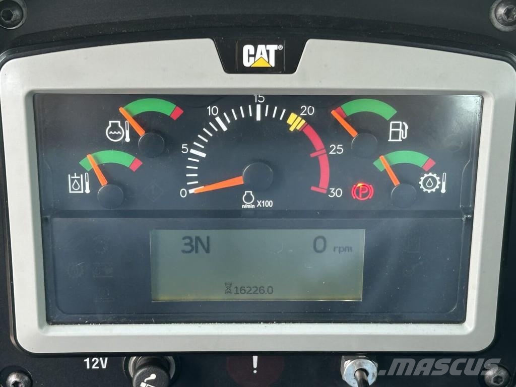 CAT 992K Фронтальные погрузчики