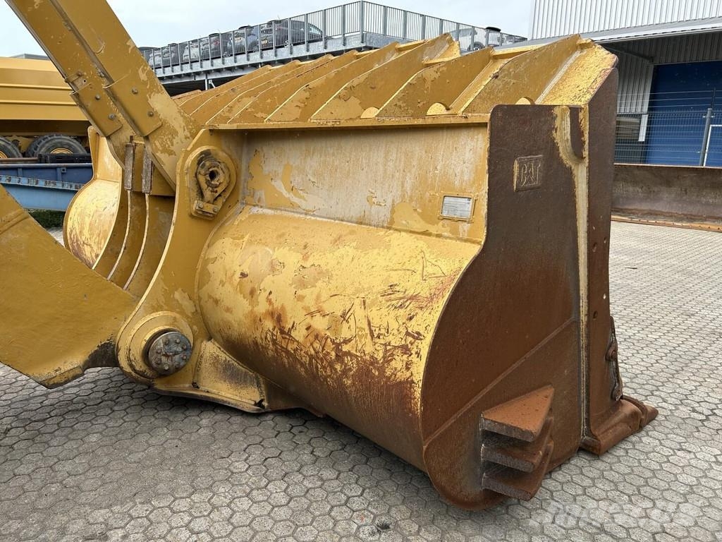 CAT 992K Фронтальные погрузчики